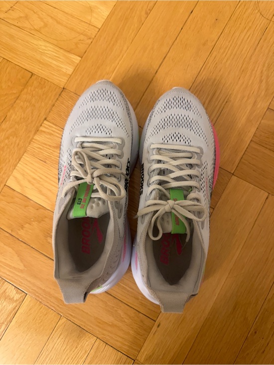 Brooks Shoes - Brooks Adrenaline gts25